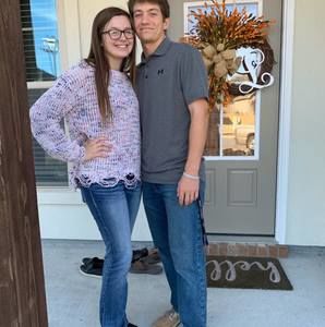 Meet your Posher, Alexia